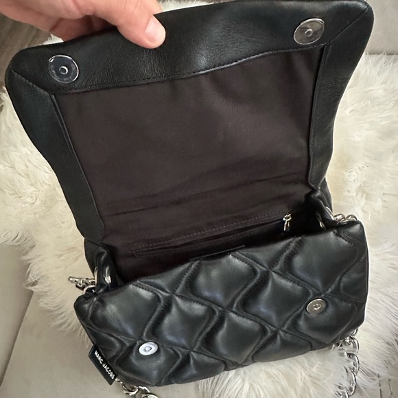 Marc Jacobs Quilted Smooth Leather Shoulder Crossbody Bag Black - Picture 4 of 15